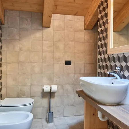 فندق مبيت وإفطار Piodahaus Piedilago